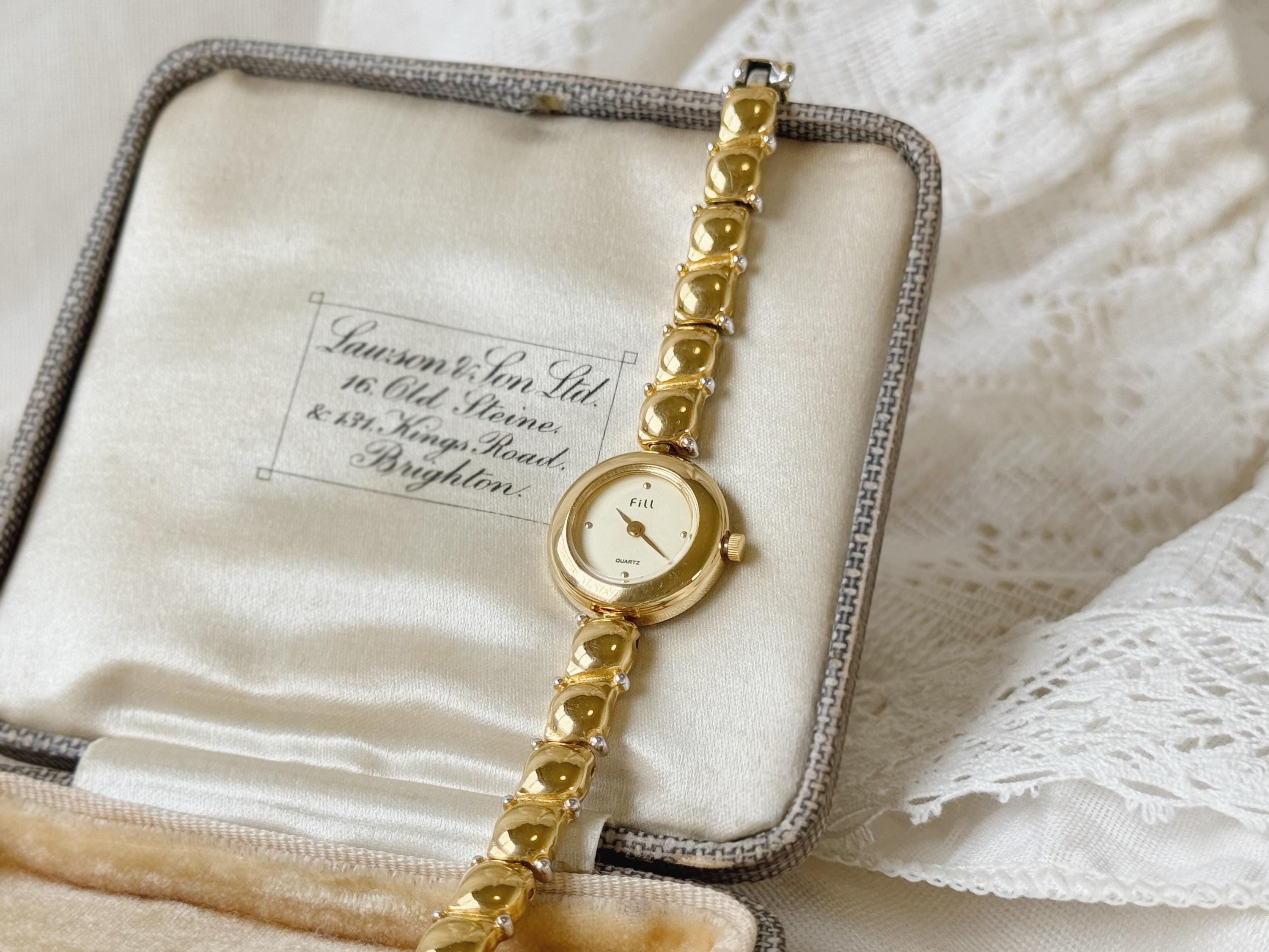 Vintage Citizen gold-tone ladies\' wristwatch  textured link bracelet. Vintage Citizen Gold Tone Bracelet Women main image 4
