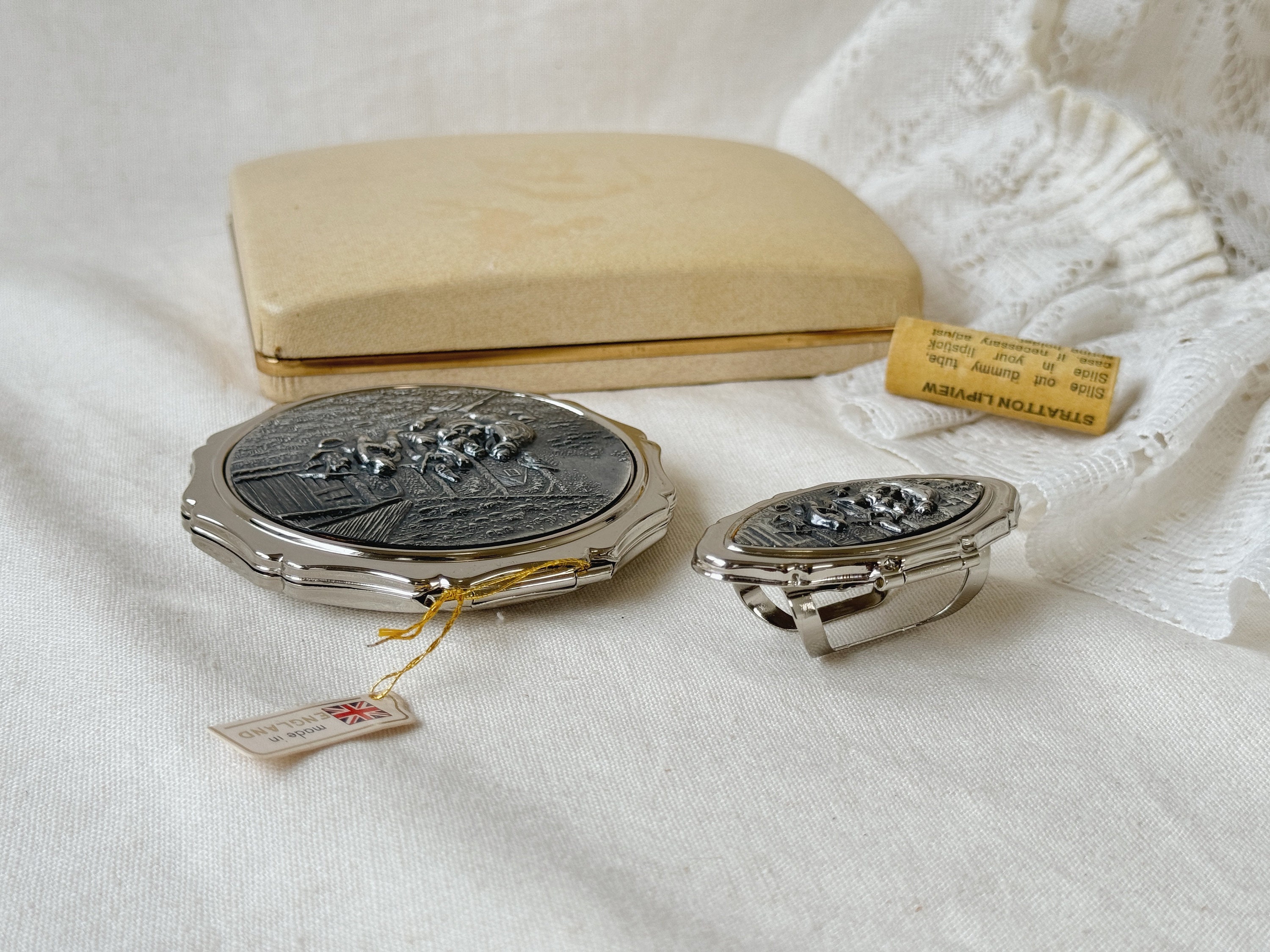 Vintage Stratton Silver Tone Metal Compact and Lipview