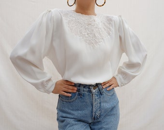 Vintage Off White Long Sleeves Blouse With Floral Embroidered, Romantic Blouse, 80s Blouse, Vintage Women Top, Feminine Blouse