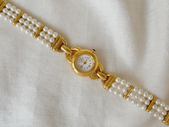 Vintage Vendome Aoyama Faux Pearl Bracelet Watch, Solid  display picture 1