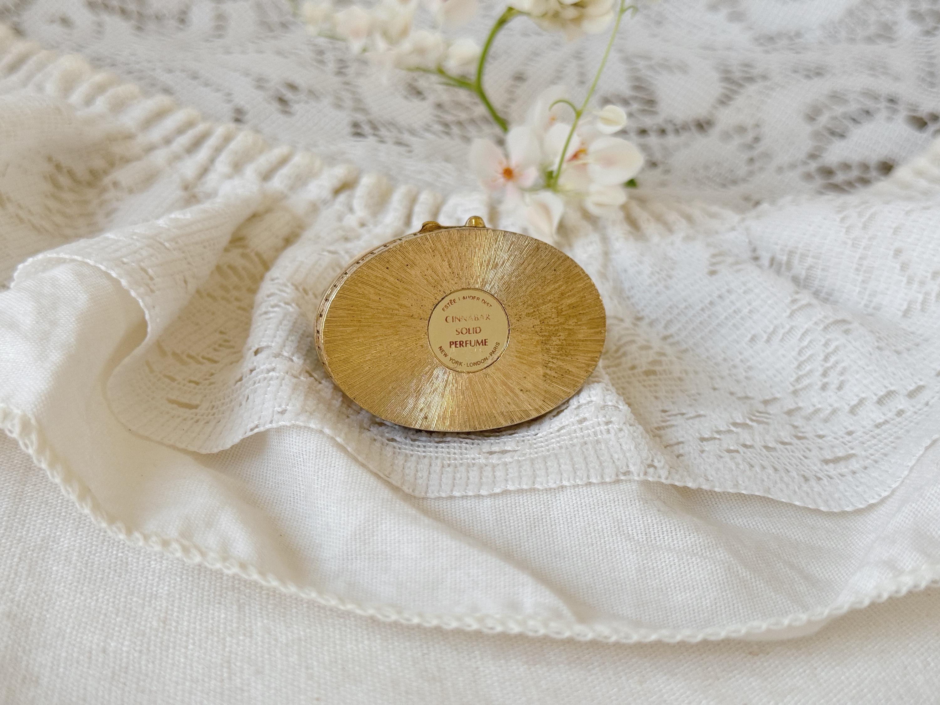 Rare Vintage 1984 Estee Lauder Imperial Dog Solid Perfume Compact