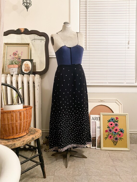 Vintage Y2K Floral Maxi Skirt Black Purple Flowers Long - Main Image