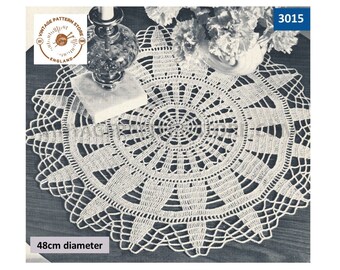 Handmade 13” 33cm ecru vintage doilie doily doiley crochet lace round