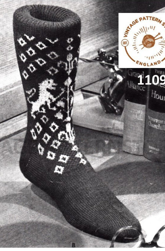 Mens fair isle socks knitting pattern, Mens heraldic fair isle socks ...