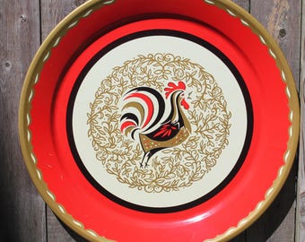 Bandeja redonda vintage de metal para servir: Marcelline Stoyke, diseño de gallo GRANDE de mediados de siglo, década de 1960