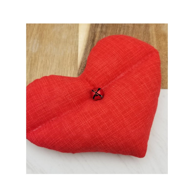 VALENTINE CATNIP HEART 3 choices: Red with red bell, Pink with silver bell or Black with gold bell Purr-fect cat toy Premium catnip image 2