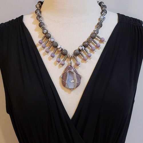 Gorgeous agate geode pendant, Wire wrapped pendant, Gray stone necklace, Geode necklace, shops Statement Necklace
