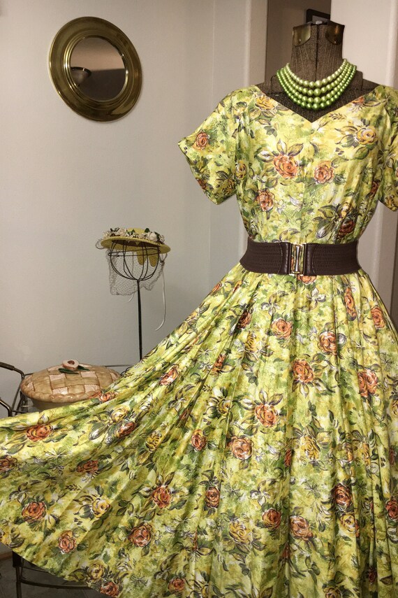 Vintage 1950s yellow rose print dress