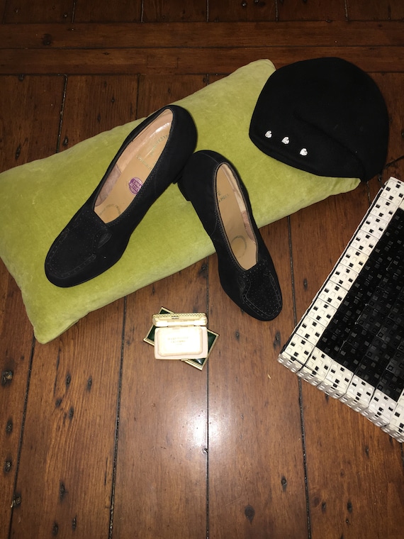 Vintage 1940s black suede high heels