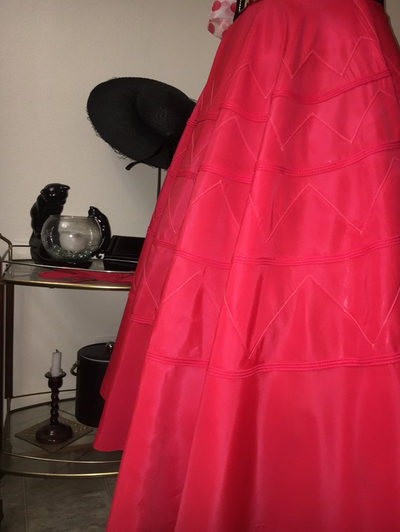 Vintage 1950s full red satin circle skirt labeled… - image 5