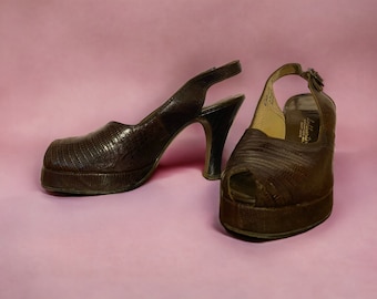 Vintage 1940s - 1950s I. Miller Beautiful Shoes Peek-a-boo Toe Slingback High Heels