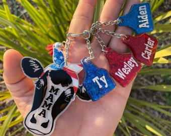 Cow Keychain, Mama with Kids Names, Cattle Rancher Gift, Cow Farmer Xmas Gifts, Personalized Keychain Set, Christmas Gift for Mom, Cow Lover