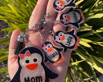 Penguin Keychain, Penguin Accessories, Penguin Personalized Gift, Mom Gift Kids Names, Christmas Gift for Mom, Penguin Lovers Gift