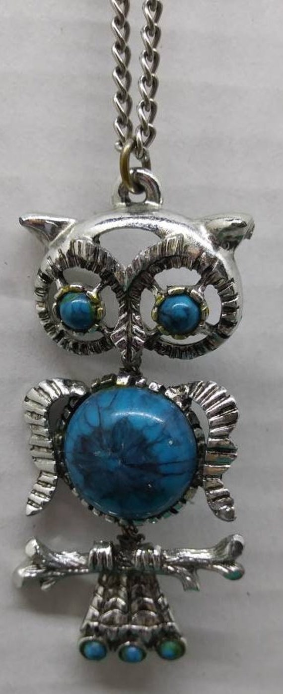 Vintage Silvertone Jiggly Owl Pendant With Faux Tu