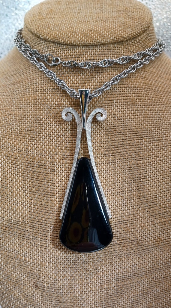 Large 1970s Avon Black Resin Teardrop and Silvert… - image 10