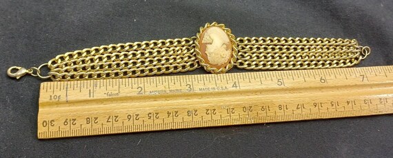 Vintage Shell Carved Cameo Bracelet In A Oval Gol… - image 8
