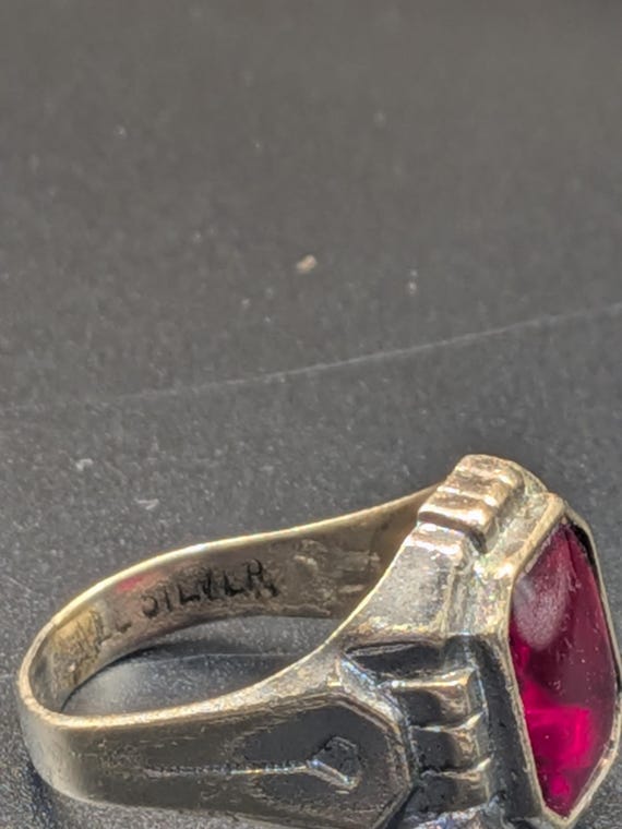 Art Deco Geometric Designed Silver Ring With a Re… - image 9