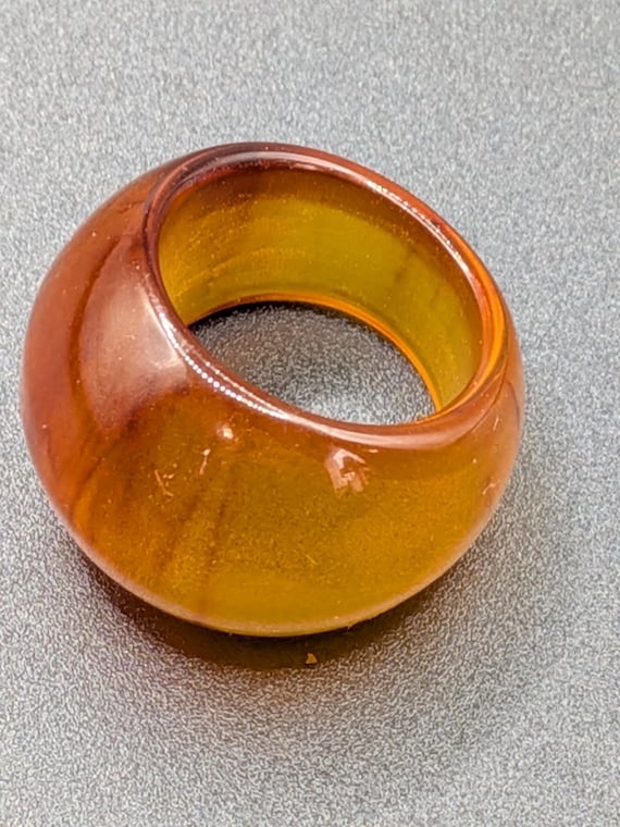 Bakelite Butterscotch Swirled Bubble Ring #931 - image 1