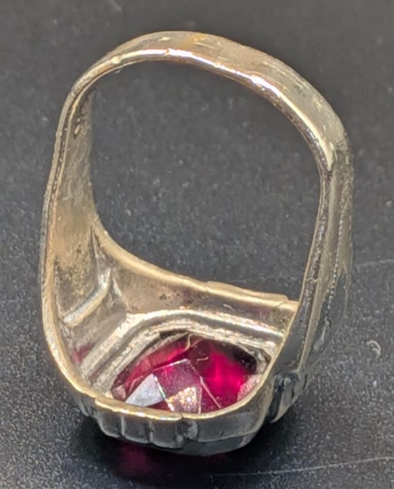 Art Deco Geometric Designed Silver Ring With a Re… - image 11