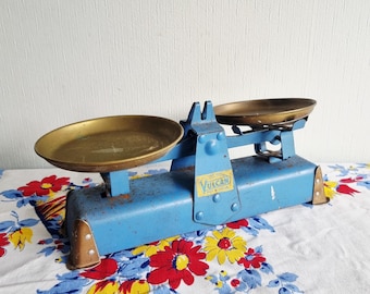 Vintage Himmelblaue Vulcan Küchenwaage zum Aufstellen