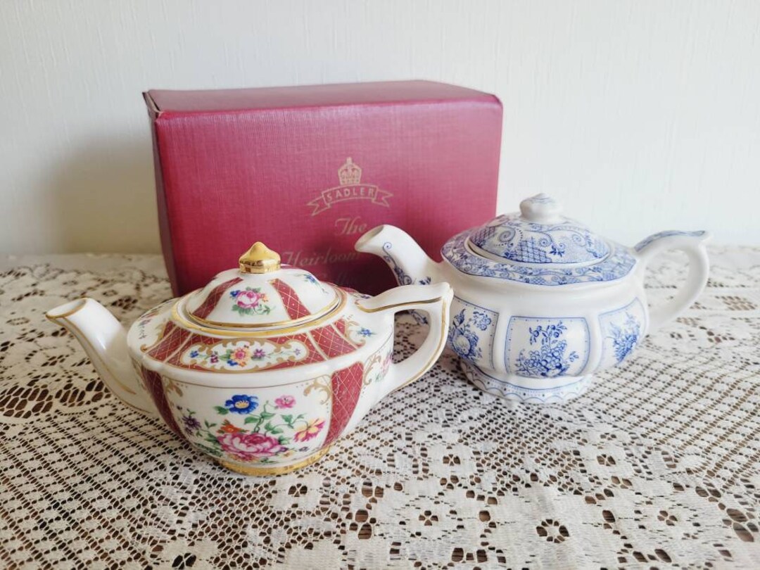 Vintage Sadler Small Teapots From Heirloom Versailles and Afternoon Tea
