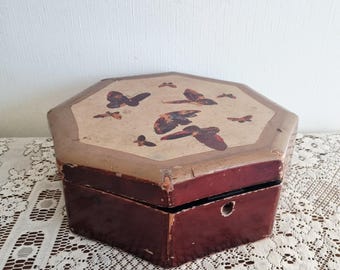 Large Vintage Japanese Black & Gold storage/keepsake box, Chinoiserie Jewelry Box