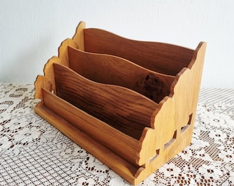 Vintage handgemachte geschnitzte Holz Briefhalter / Schreibtisch ordentlich