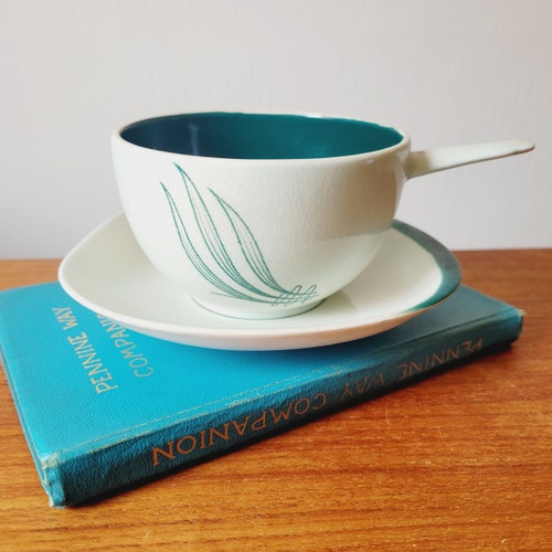 ヴィンテージの聖母マリア、マドンナと子供の像 - Etsy 日本