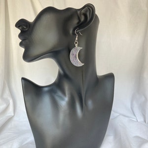 Dried Flower Dangle Earrings  Real Dried Flowers  Crescent Earrings  Resin Earrings  Floral Earrings  Botanical Jewelry  Handmade Jewelry