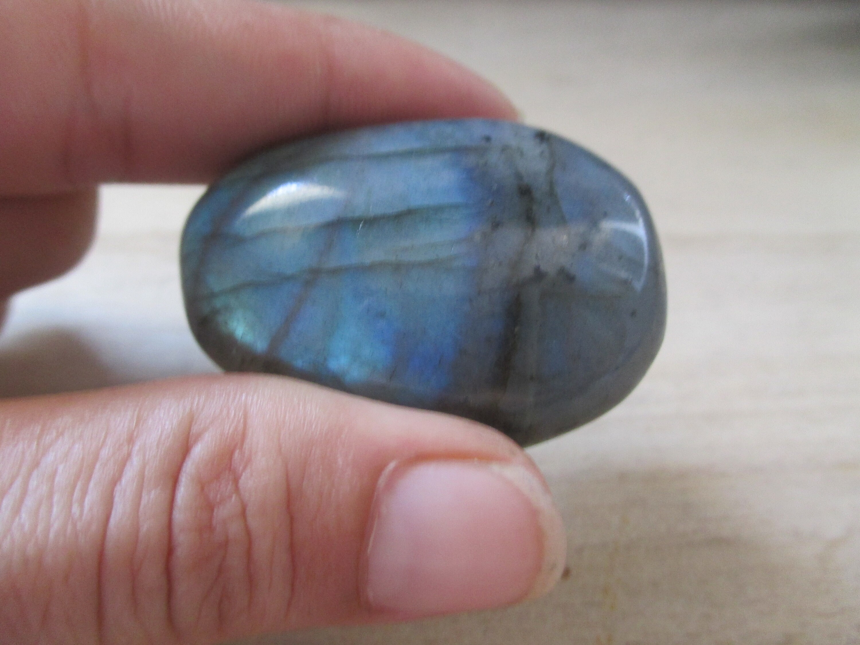 Pierre Galet Labradorite 3 , Mineraux Polie Forme de Galet, Lithothérapie Collection Minéraux Géode