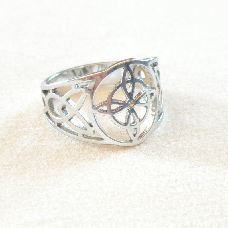 Magic Ring - Etsy