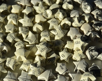 100 Handmade Origami Lucky Stars - Book/manga paper