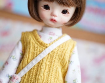 BJD vest sweater in YOSD size