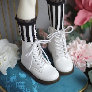 BJD boots in sd13 / SD17 boy  size