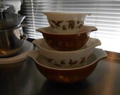 Pyrex Early American Cinderella Nesting Bowls
