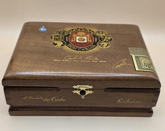 A. Fuente DON CARLOS Robusto Empty Wooden Cigar Box