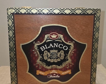 Blanco Liga Exclusiva de Familia Empty Wooden Cigar Box with metal hinges