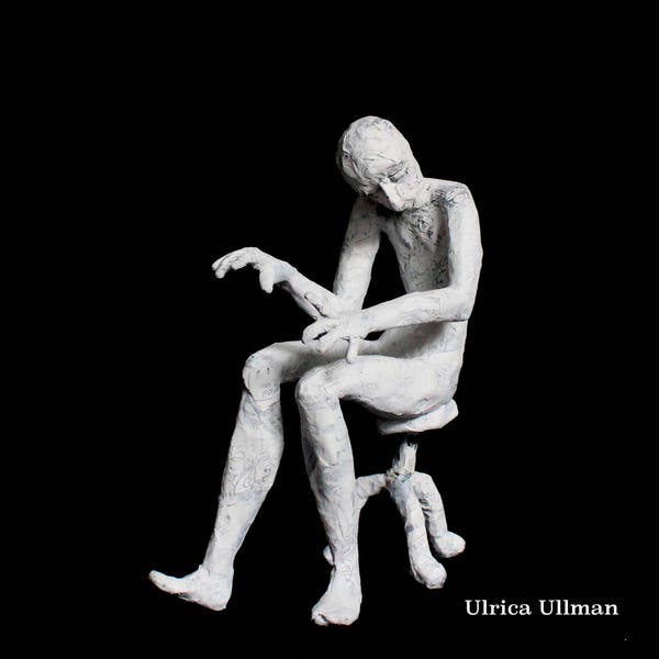 Pianiste en papier mâché. Contemporary sculpture of Ulrica Ullman