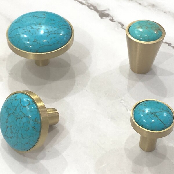 OER Turquoise Door Lock Knob Set – Fits 1955-1960 Chevy Bel Air, 150, 210, Pontiac Chieftain, Nomad, Safari – Left/Right, ABS