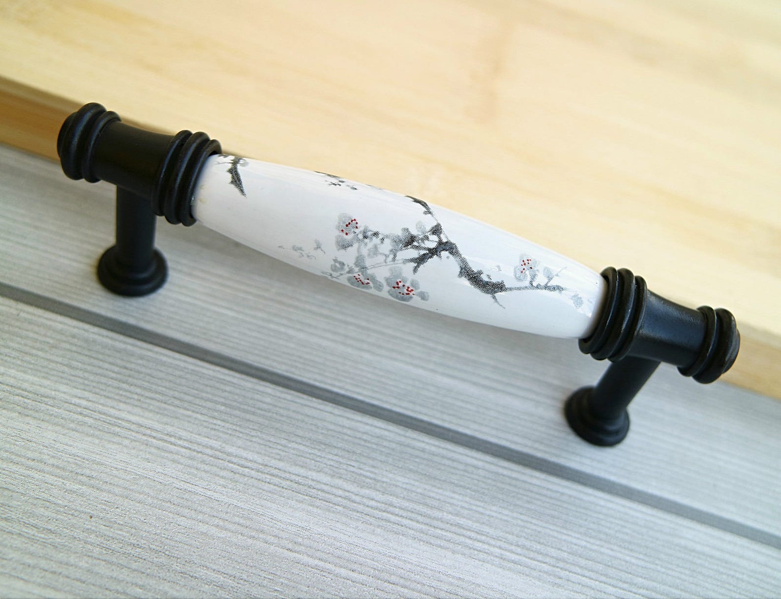 A-96MM -Poignée De Porte D'armoire Dorée, Style Européen Moderne, Noir