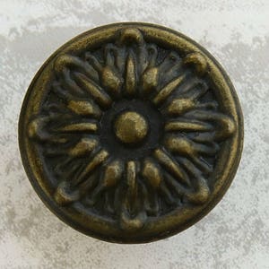 Rustic dresser knob antique bronze cabinet handle pull drawer pull knob vintage style furniture hardware metal knobs kitchen cupboard pull