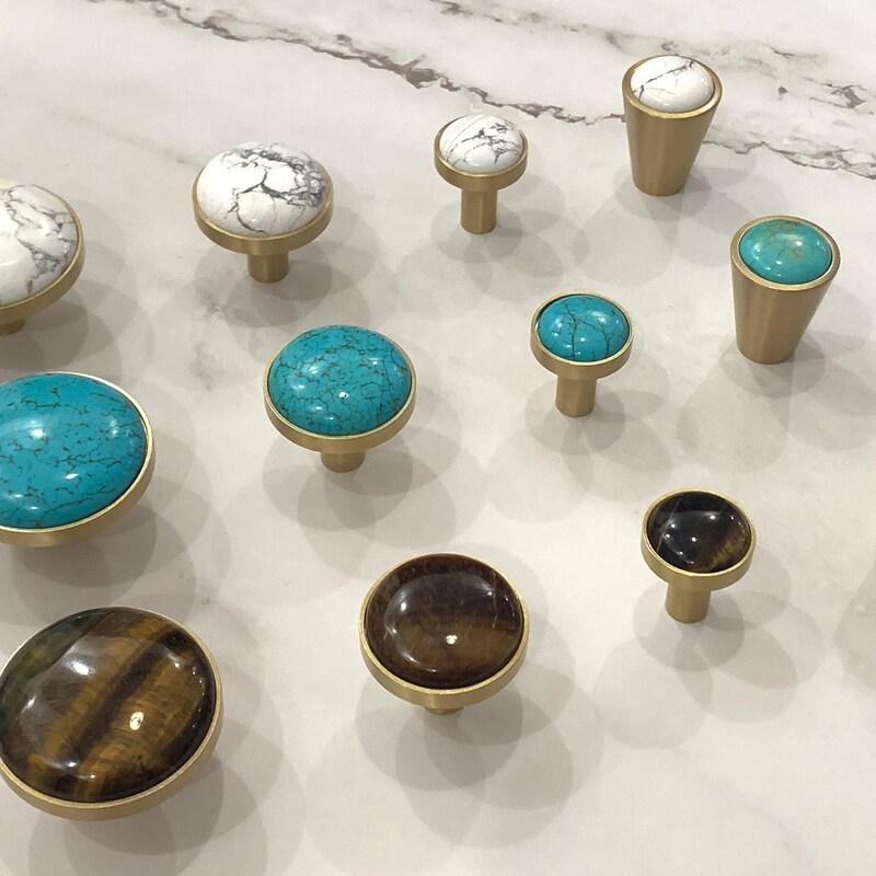Set Of 8 Turquoise Blue Glass Cabinet Knobs – Depression Era Style Drawer Pulls
