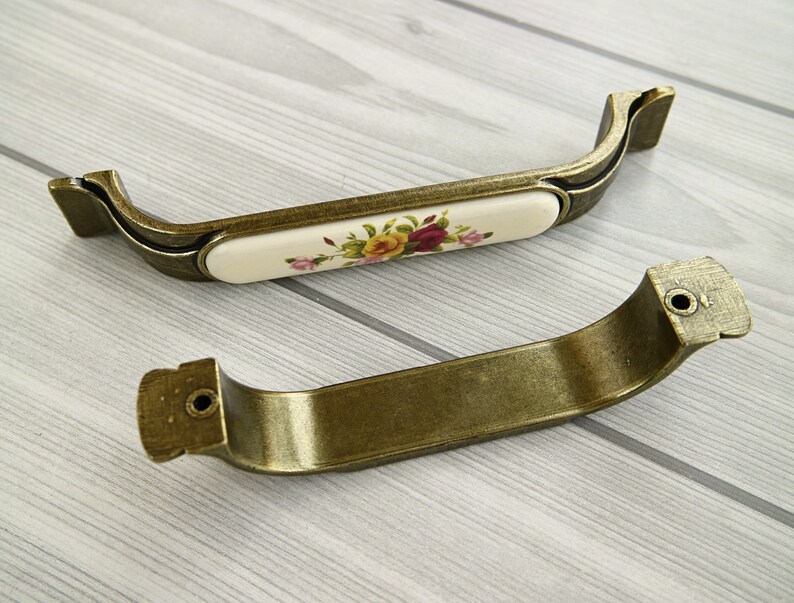3.75 5 Beige ceramic dresser handle antique bronze dresser knob yellow pink flower cabinet door pull furniture porcelain handle 96 128mm