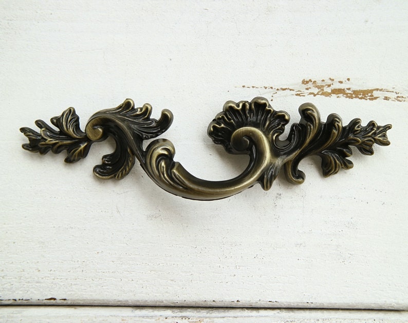 2.5 Antique bronze drawer knob dresser pull handle kitchen cabinet door knob decorative wardrobe handle vintage cupboard knob 2 12 64mm