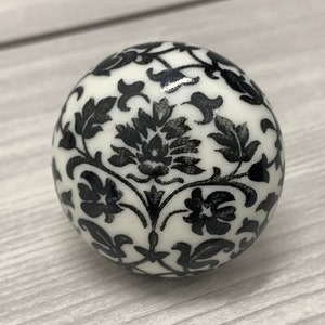 Drawer dresser knob decorative handle black white knob cabinet cupbord door pull ceramic knob porcelain handle pull antique bronze base