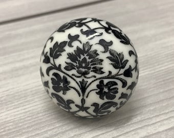 Cassettiera pomello decorativo maniglia nero bianco pomello armadio cupbord anta tirare ceramica pomello porcellana maniglia tirare bronzo antico base