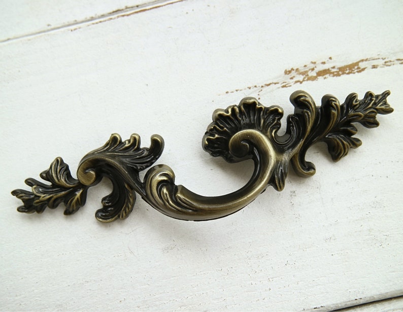 2.5 Antique bronze drawer knob dresser pull handle kitchen cabinet door knob decorative wardrobe handle vintage cupboard knob 2 12 64mm
