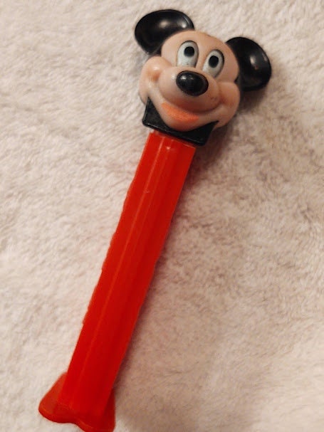 ミニーマウス ペッツディスペンサー　昭和のミニーマウス PEZ/ペッツ・Candy&Dispenser/キャンディー＆ディスペンサー