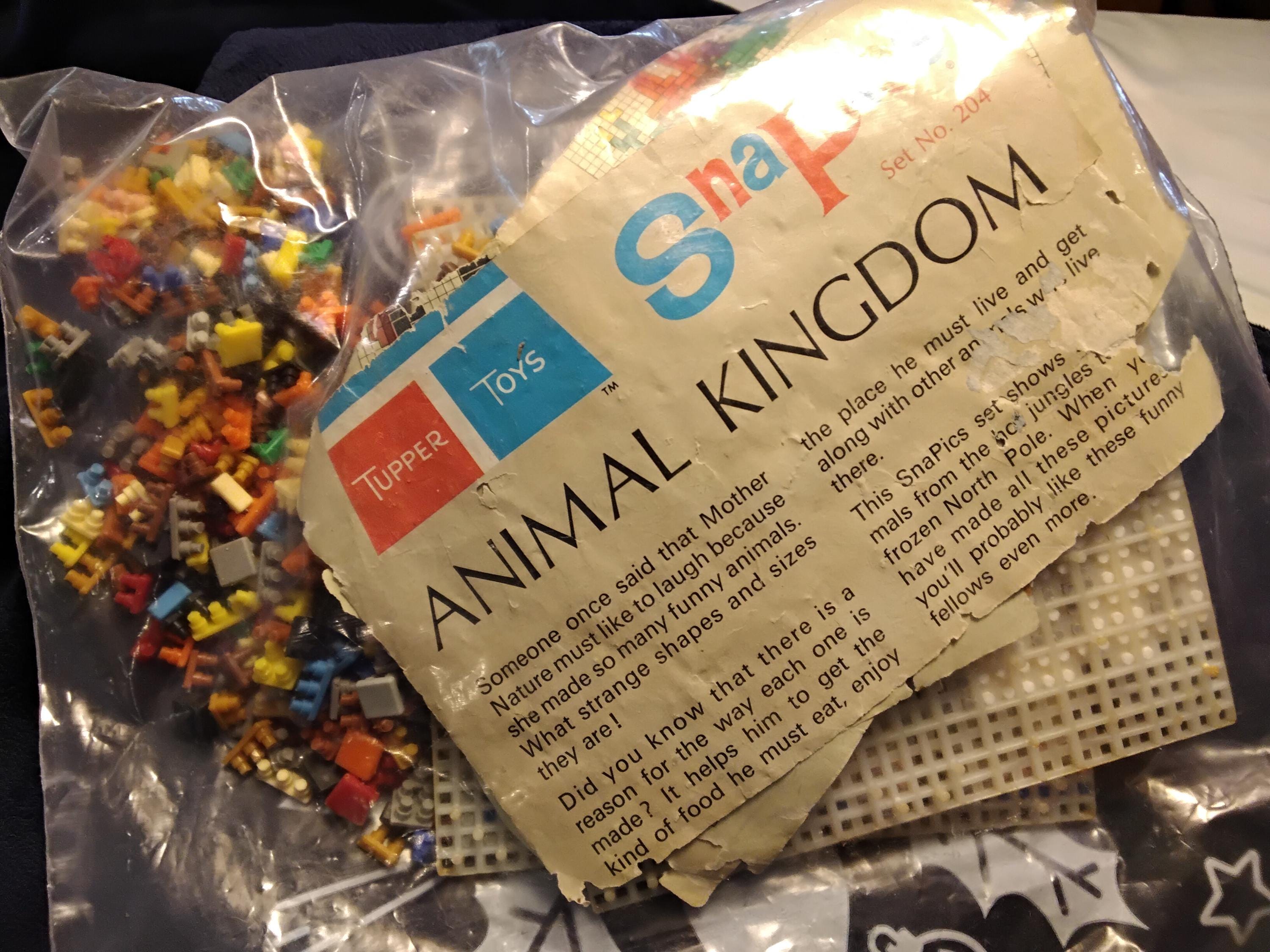 Vintage 1960s Tupperware Snapics Toy: Animal Kingdom - Etsy