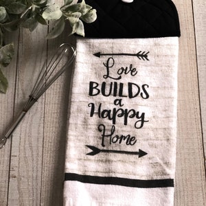 Hanging Kitchen Towel, Love Builds a Happy Home Hanging Kitchen Towel, Pot Holder Top Hanging Towel with Button Closure, Double Sided Towel